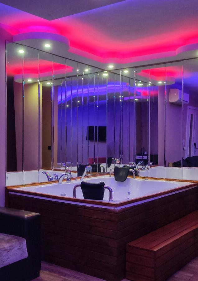 ספנג'ה Senler Boutique Hotel מראה חיצוני תמונה